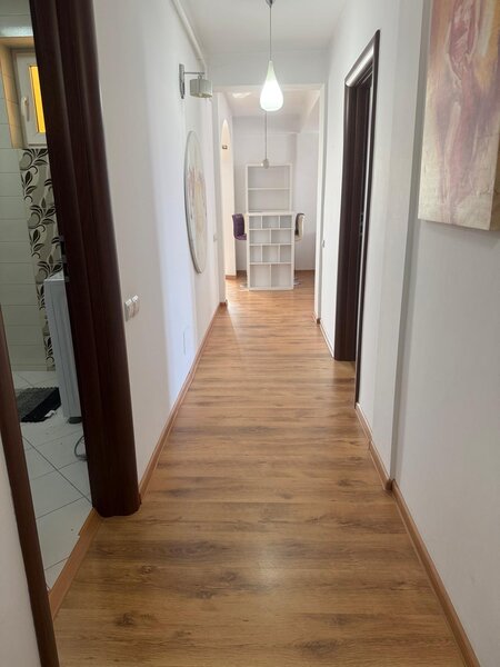 Aparatorii Patriei, str. Dealu Bistrii, apartament 2 camere 72 mp.